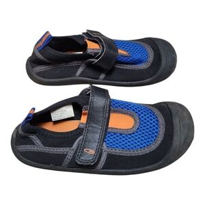 Champion Kids Black and Blue Water Shoes for Outdoor Adventures - Size XL 11/12